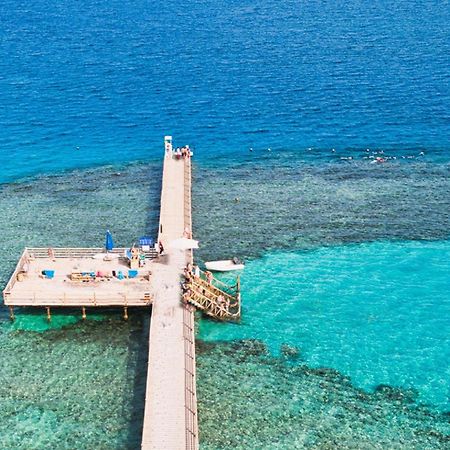 Tropitel Sahl Hasheesh Hotel Hurghada Exterior photo Aerial view of the pier at the island of Culebra