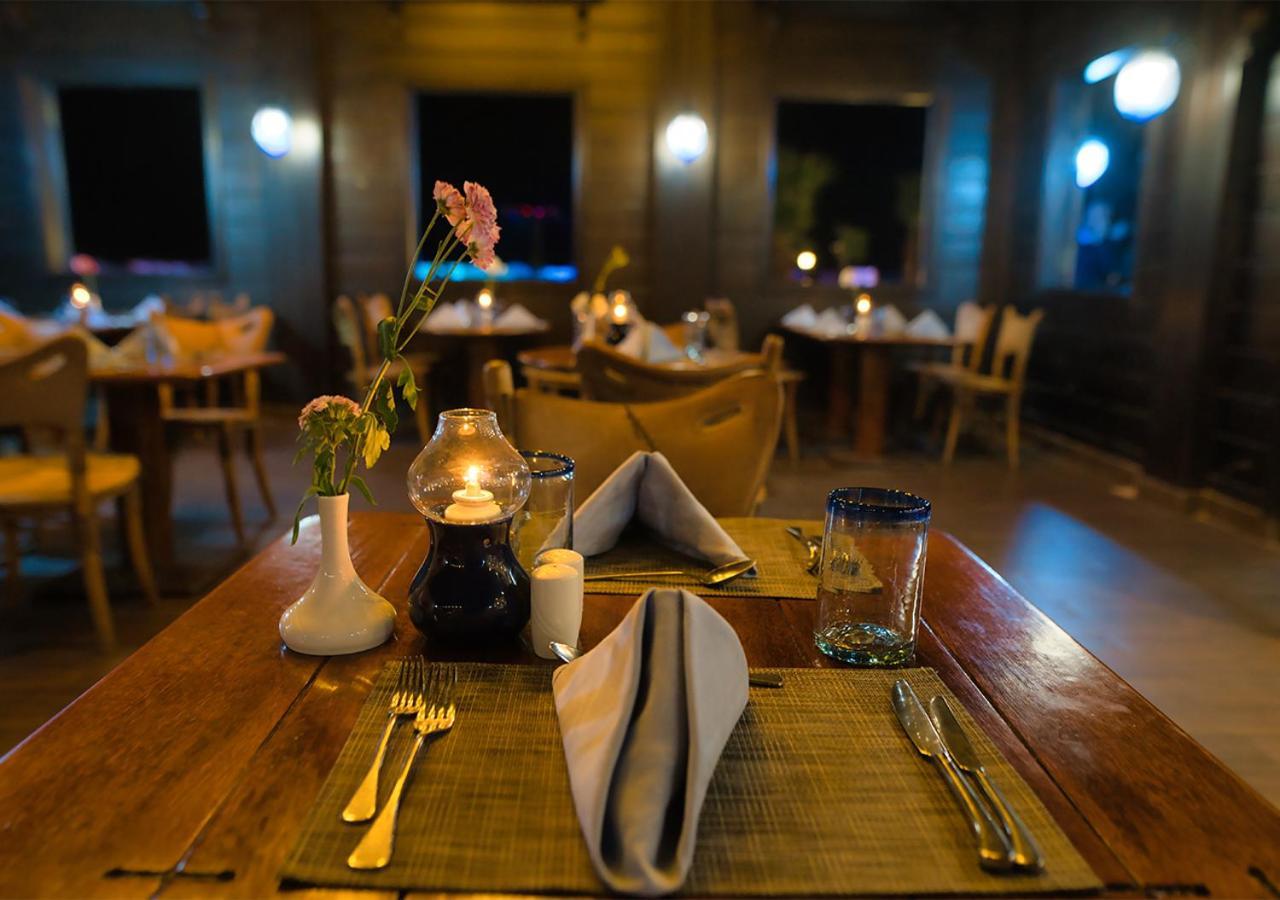Tropitel Sahl Hasheesh Hotel Hurghada Exterior photo A restaurant in the Maldives